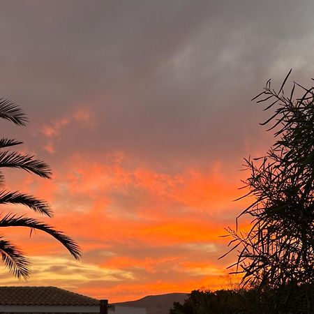הוילה Orange House, Surf&Yoga לאחארס מראה חיצוני תמונה