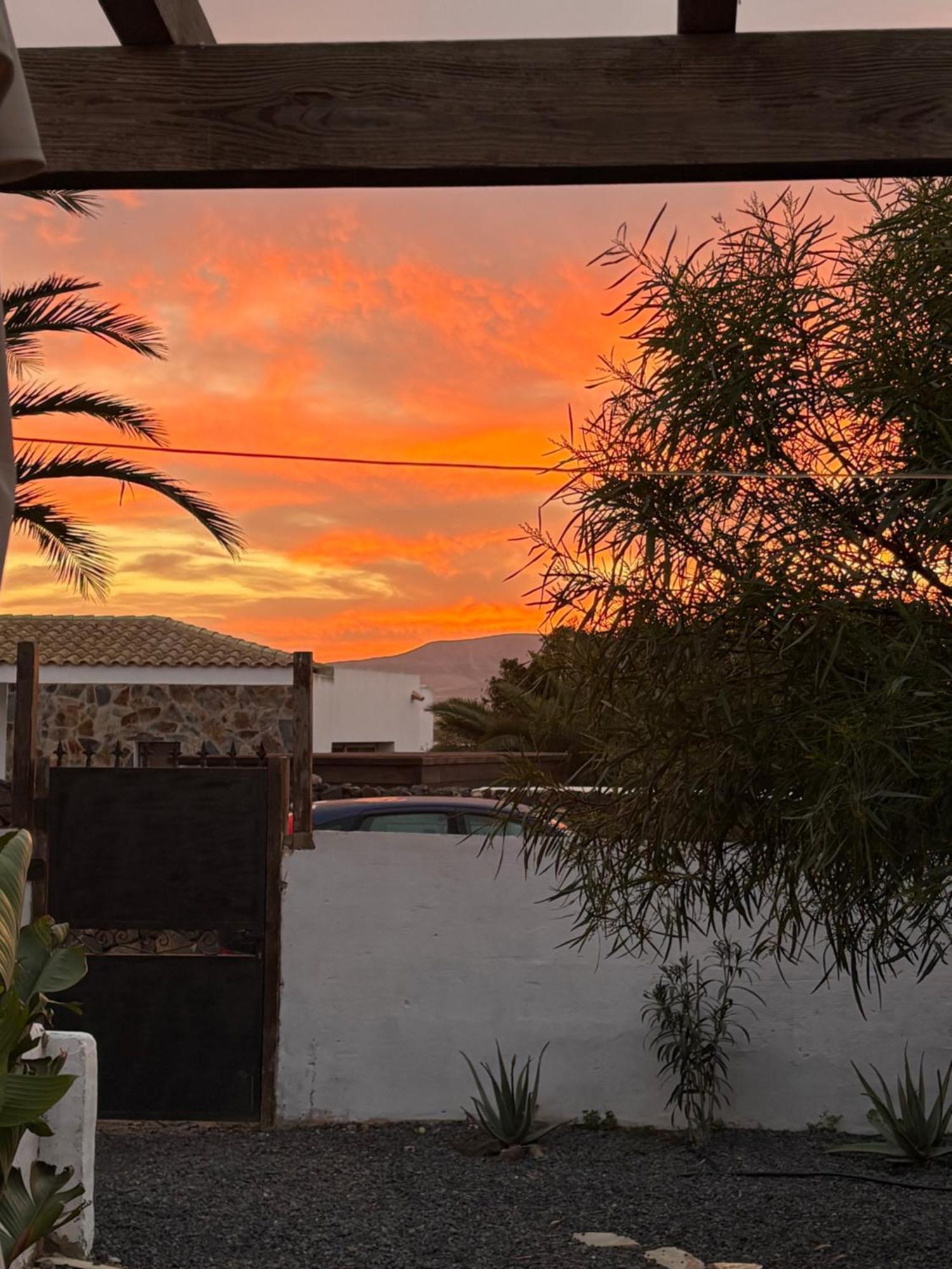 הוילה Orange House, Surf&Yoga לאחארס מראה חיצוני תמונה